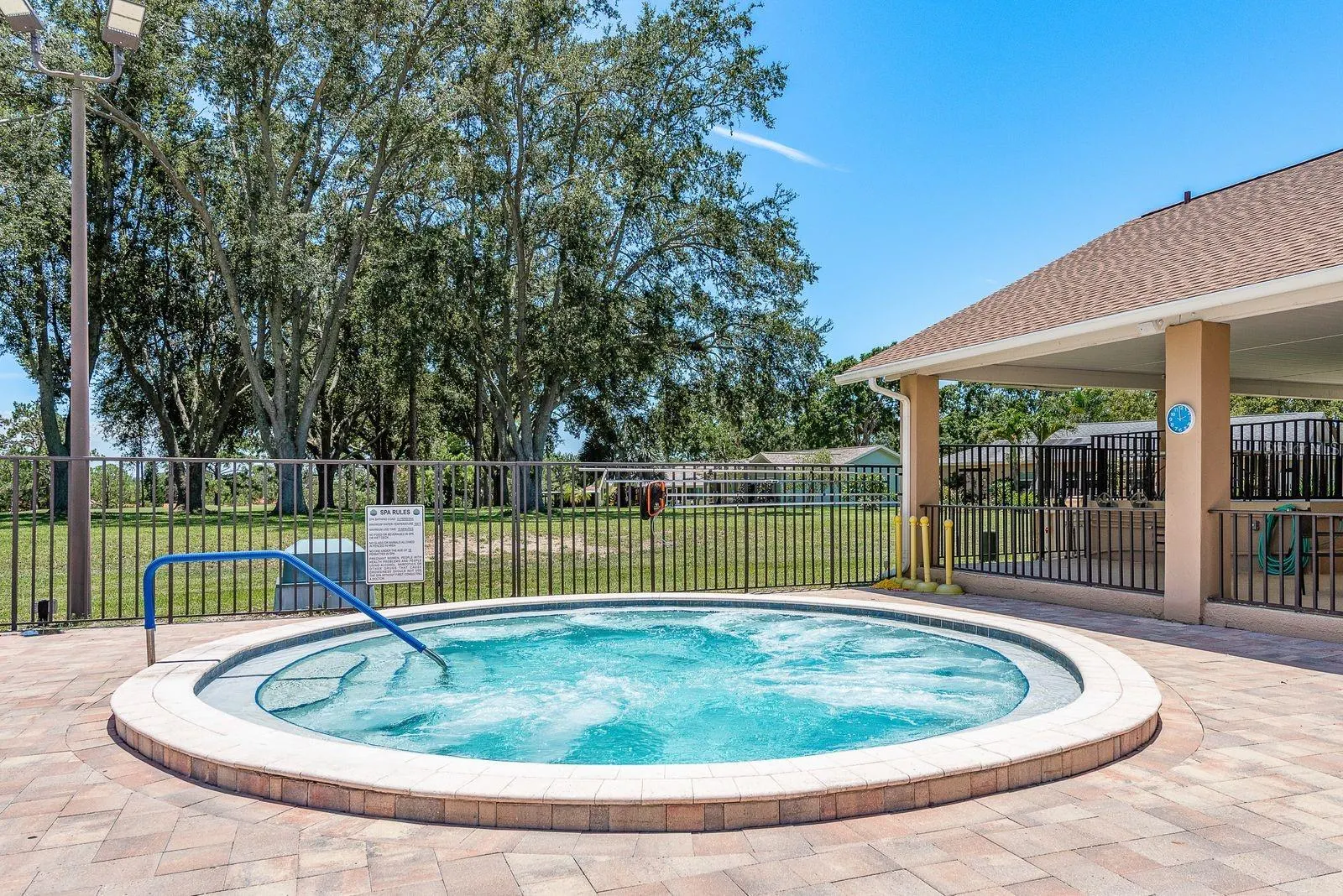 3812 TARPON POINTE CIR