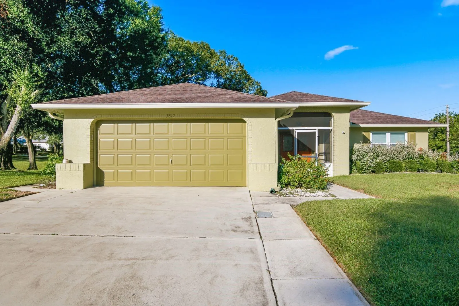 3812 TARPON POINTE CIR