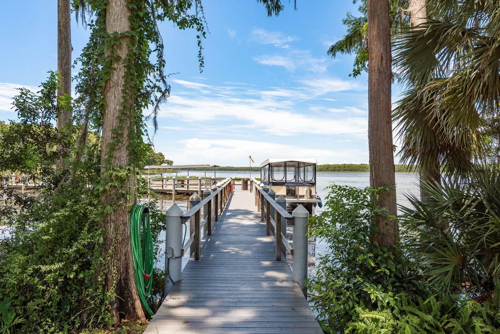3812 TARPON POINTE CIR