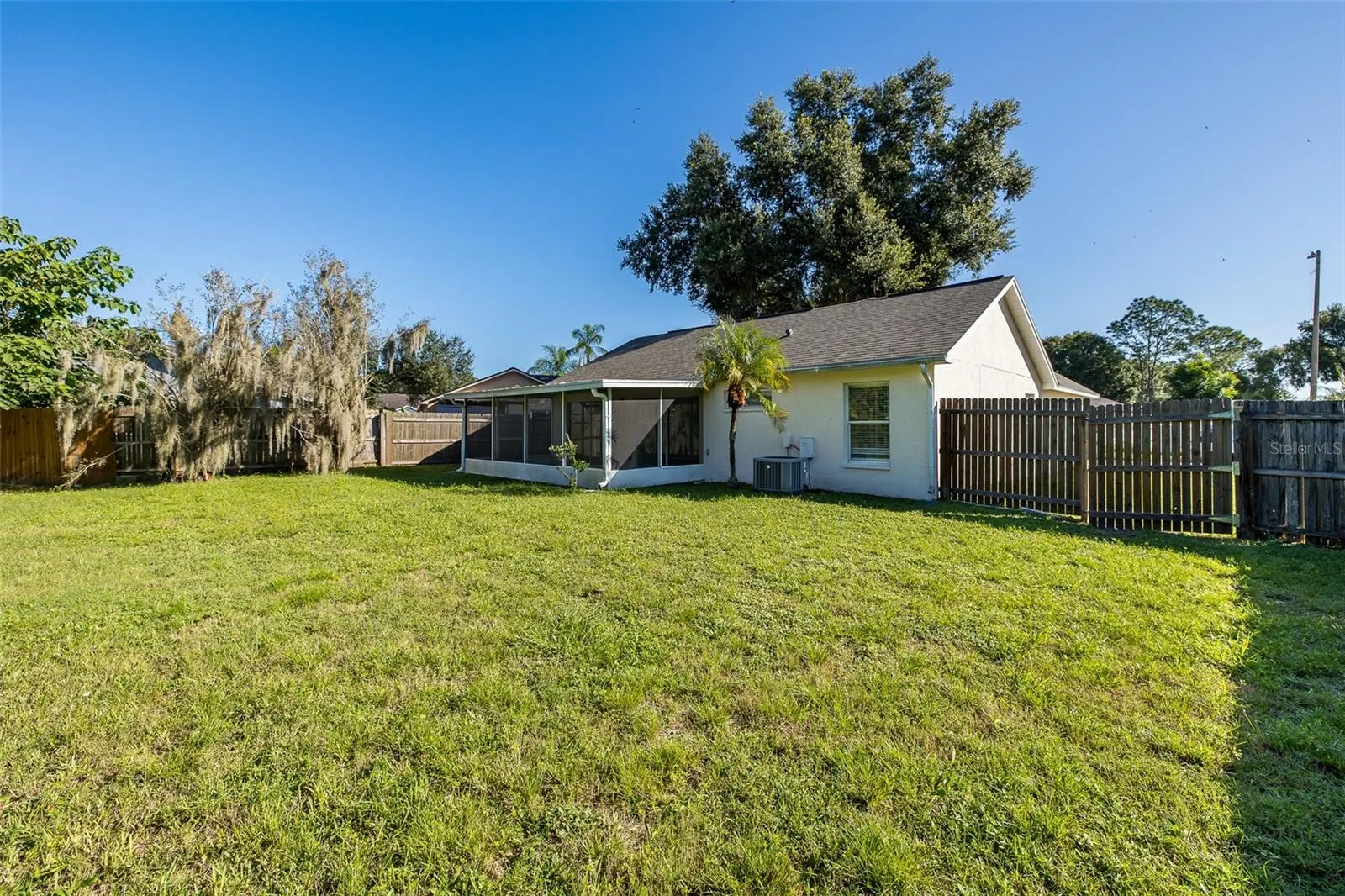 8150 TOM SAWYER DR