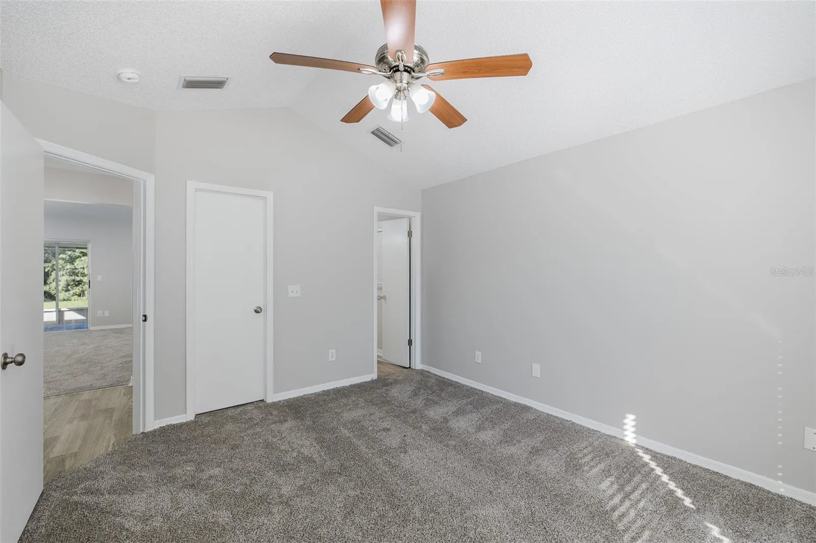 8150 TOM SAWYER DR