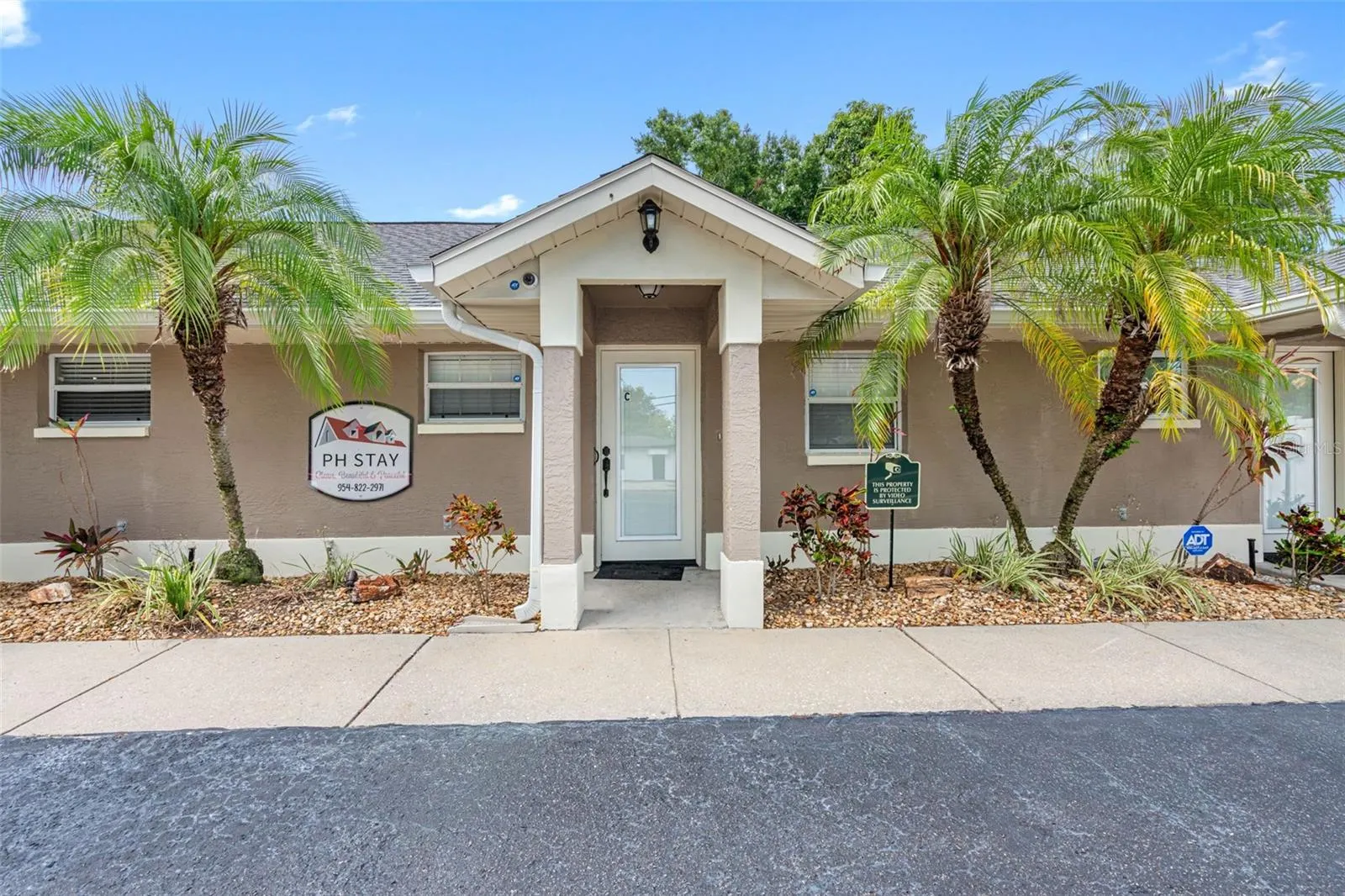 2703 W TAMPA BAY BLVD #D #D