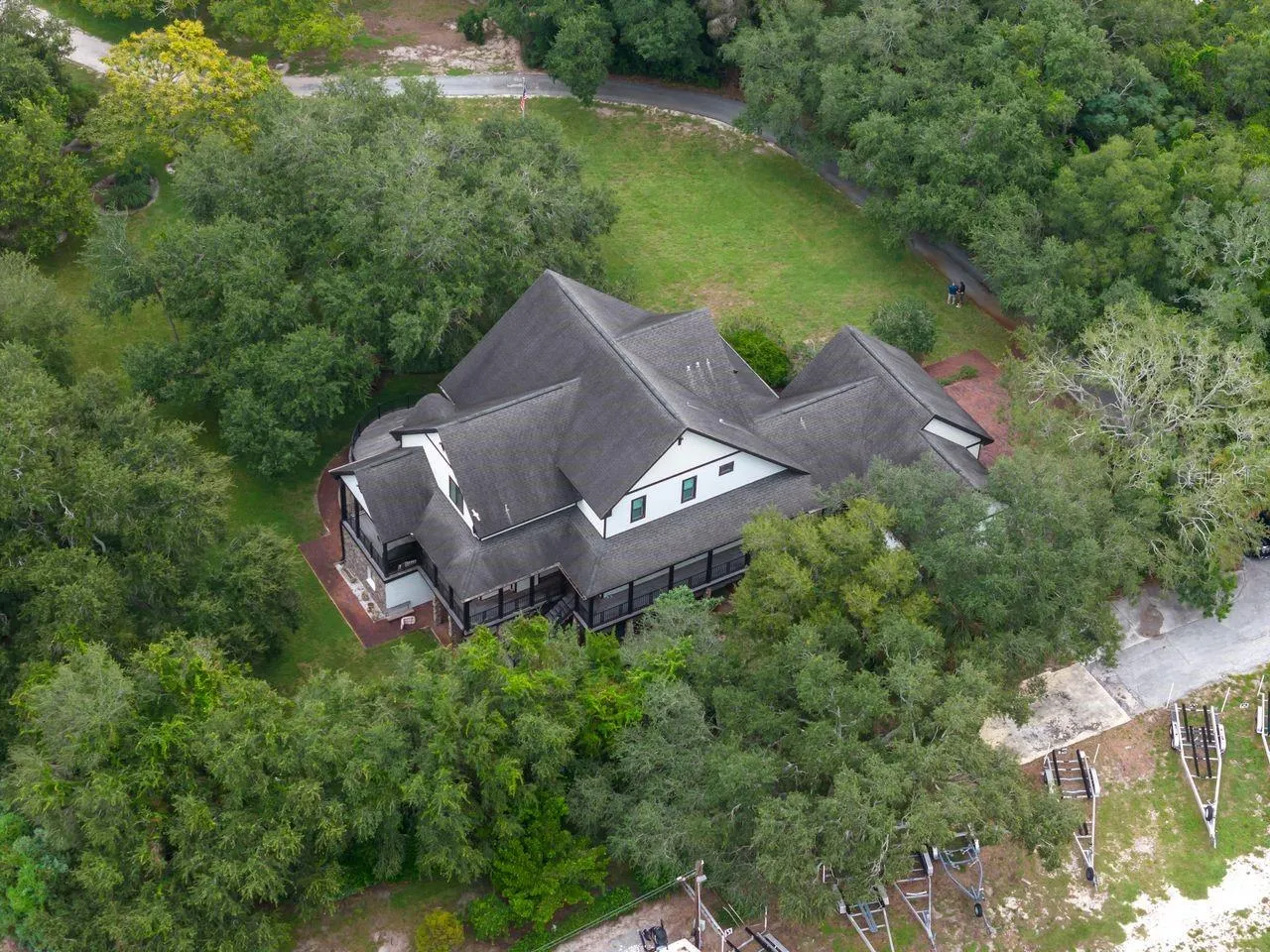 109 OLD OAK LN