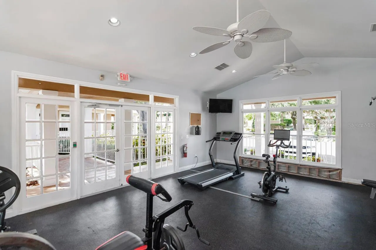 9481 HIGHLAND OAK DR. #514 #514