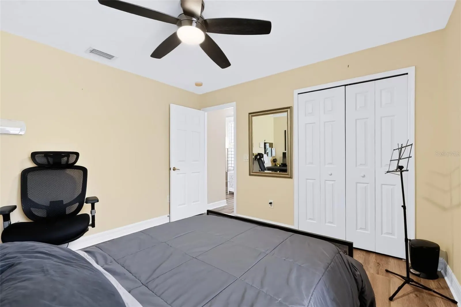 12541 LEATHERLEAF DR