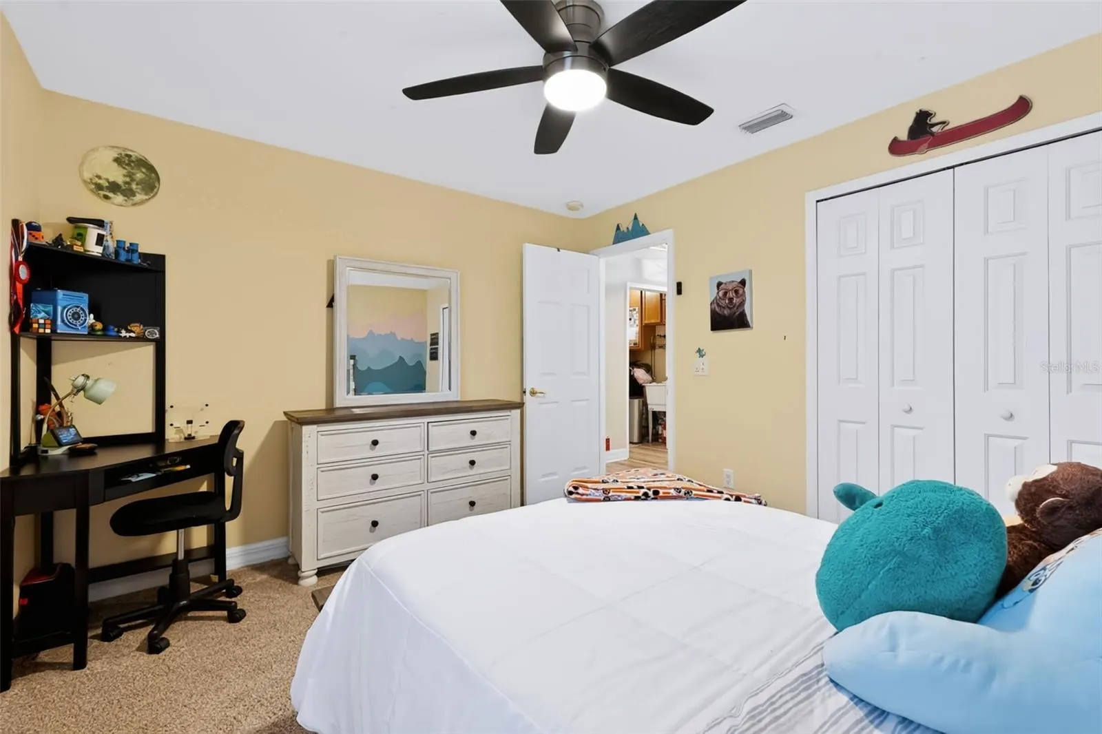 12541 LEATHERLEAF DR