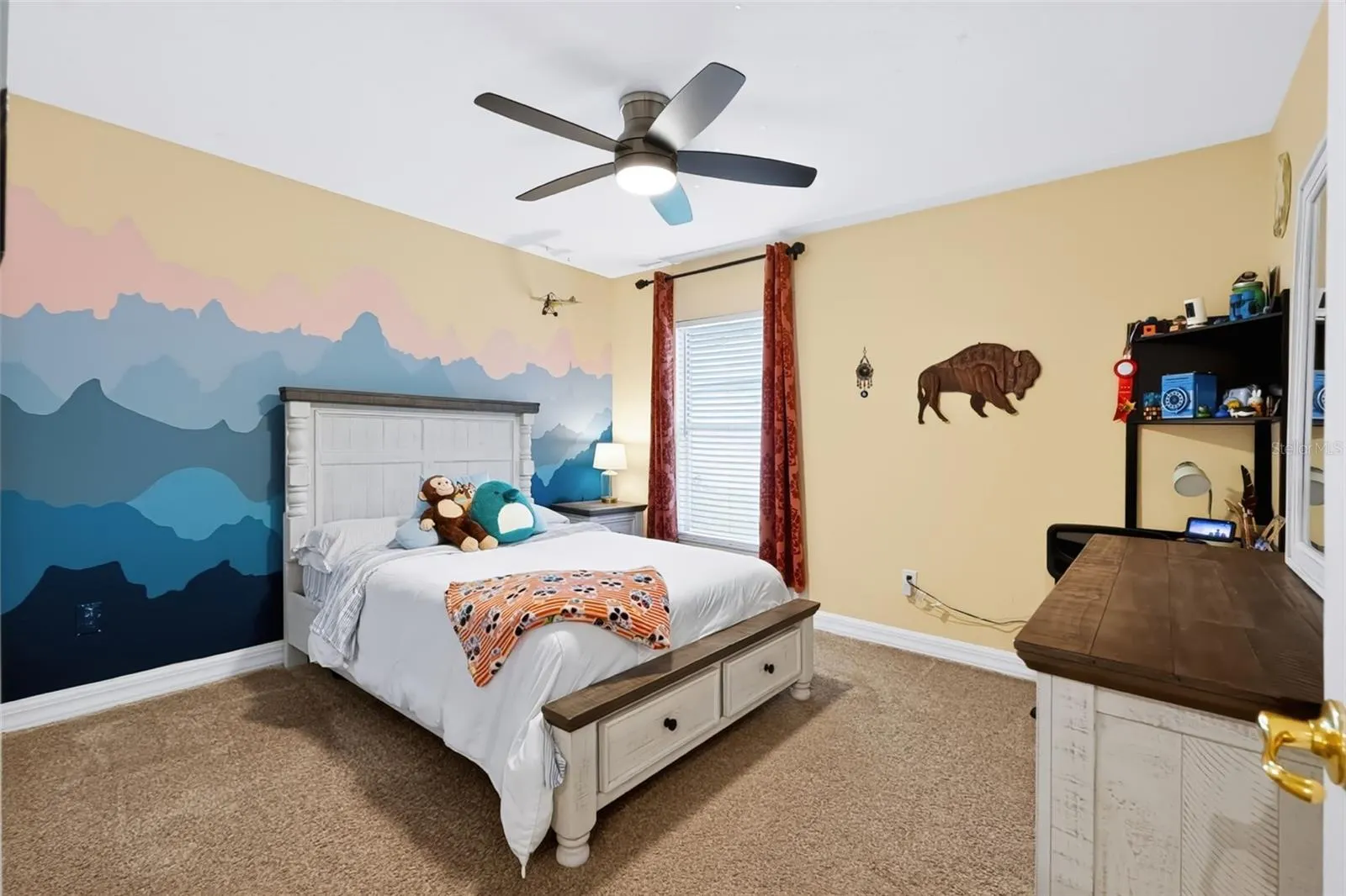12541 LEATHERLEAF DR