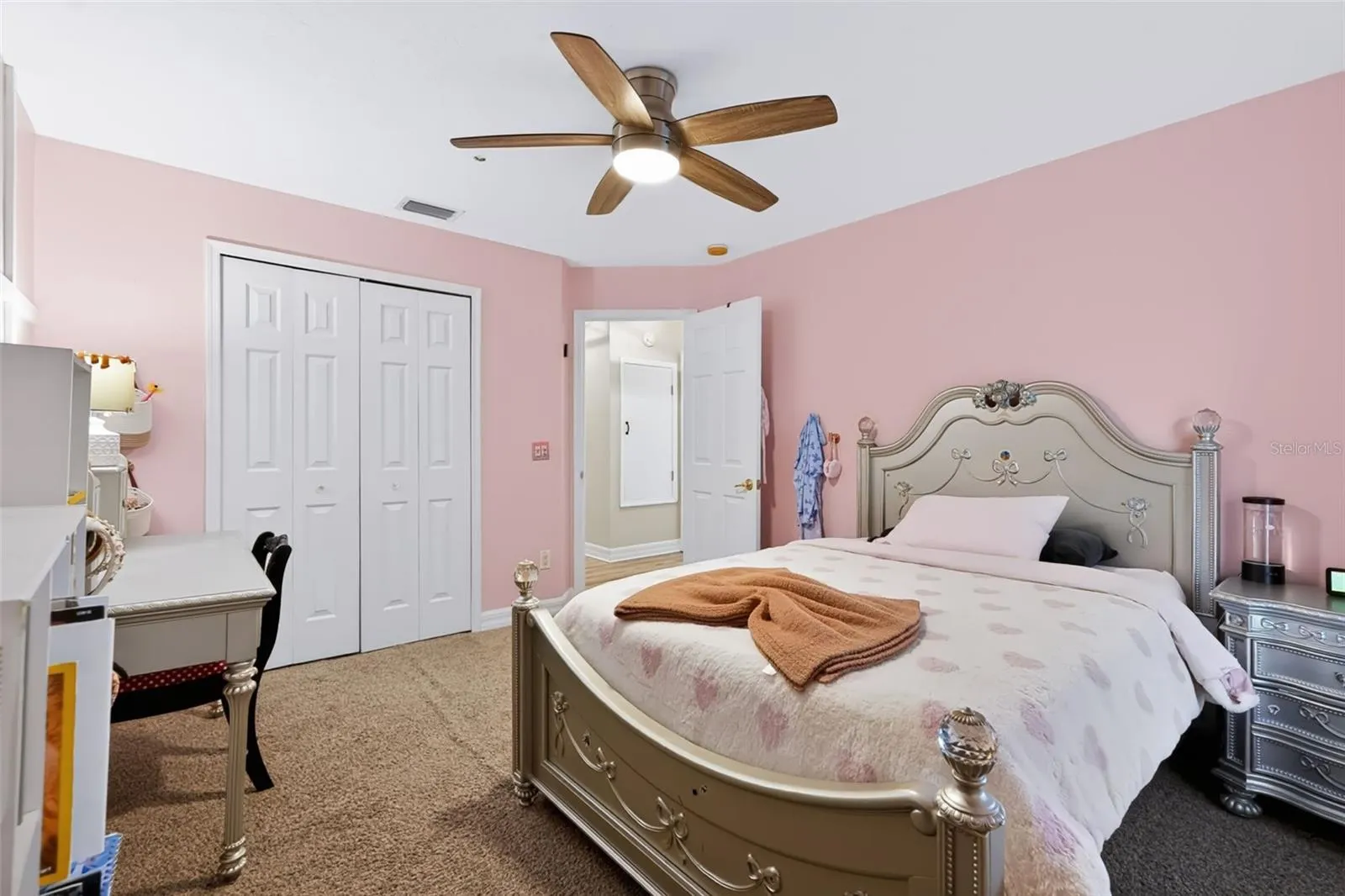 12541 LEATHERLEAF DR