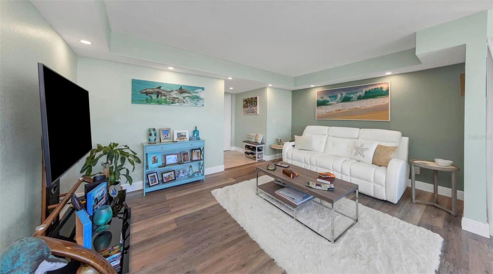736 ISLAND WAY #601 #601