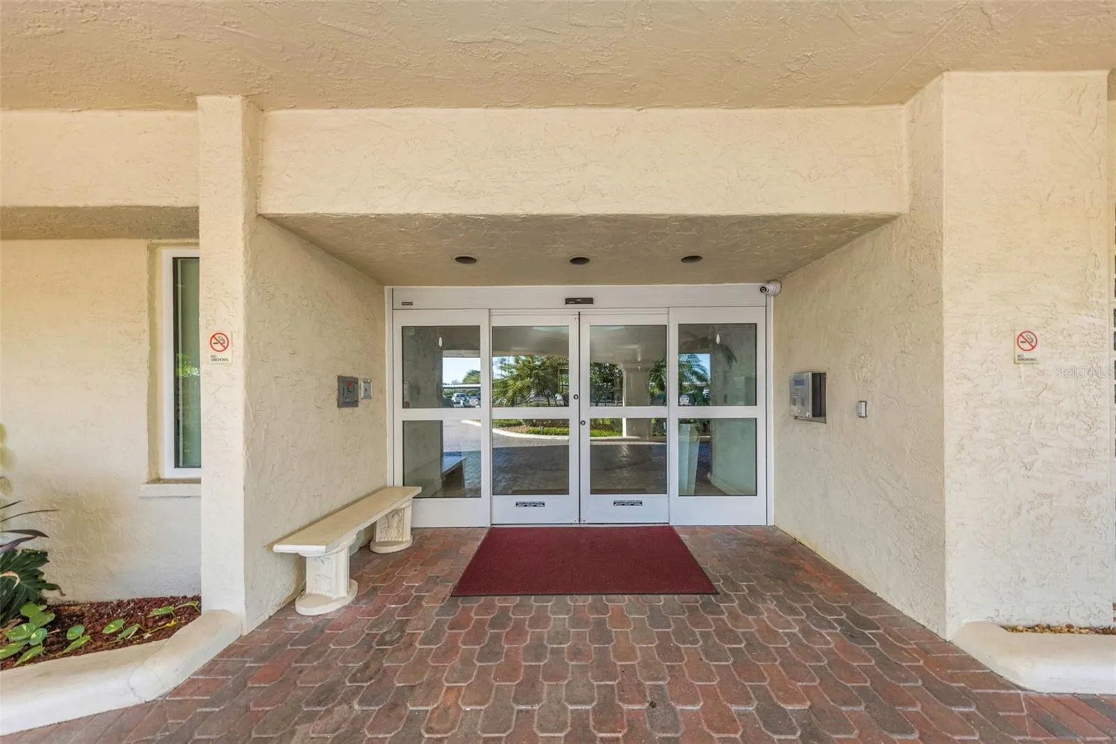 736 ISLAND WAY #601 #601