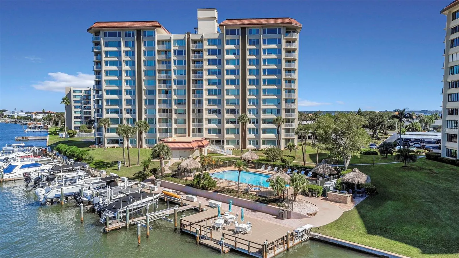 736 ISLAND WAY #601 #601