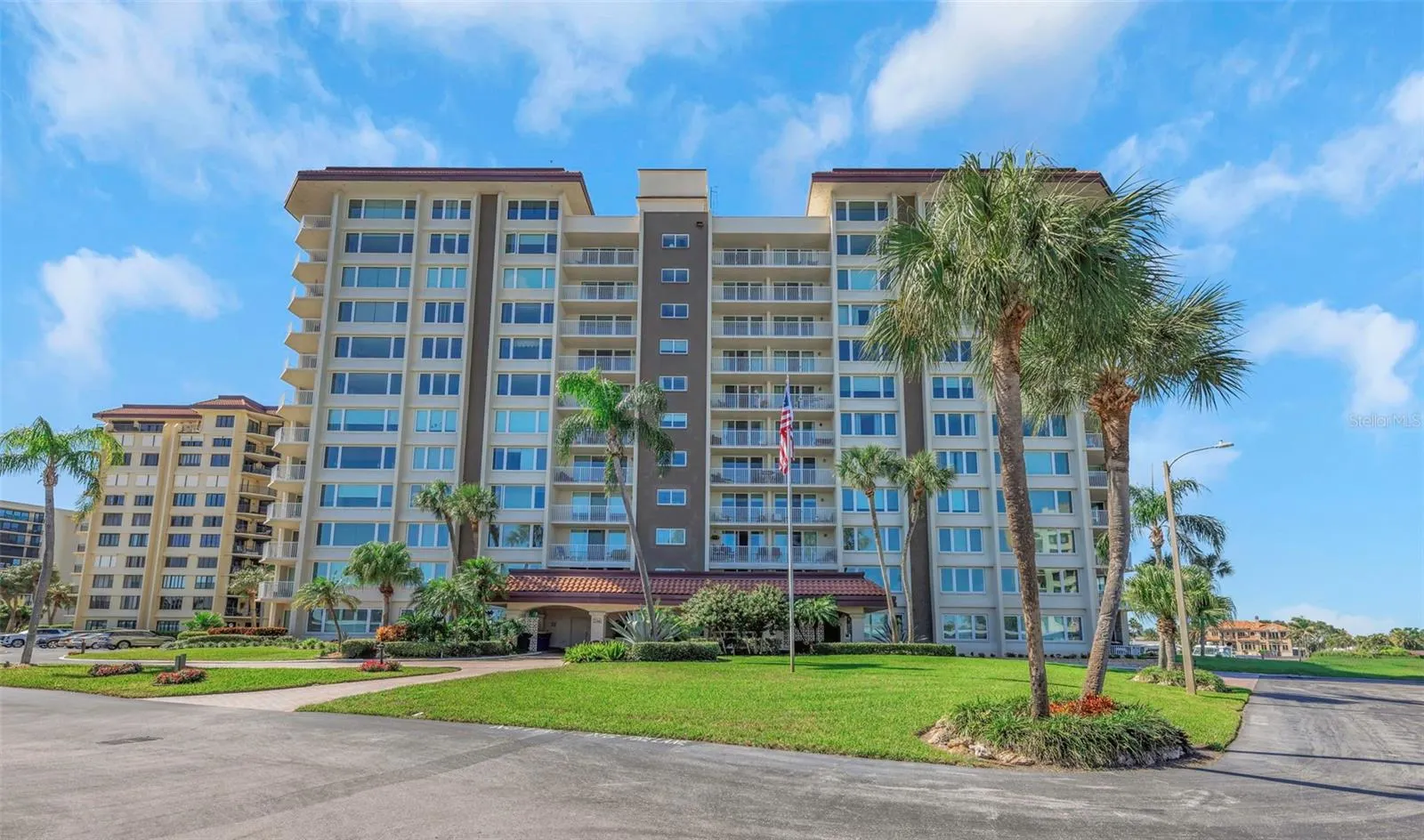 736 ISLAND WAY #601 #601
