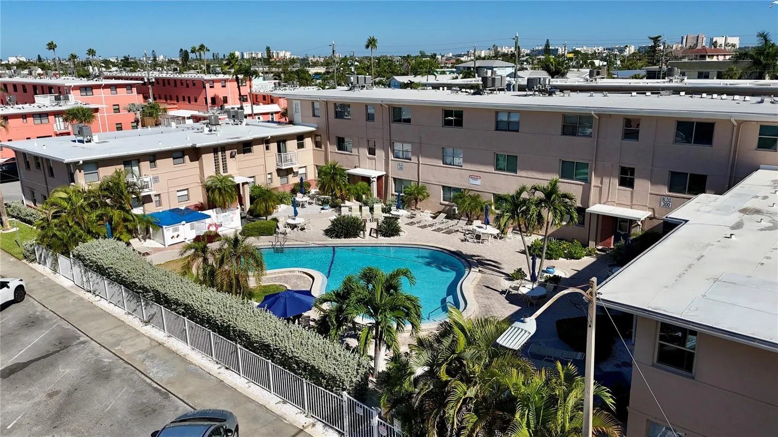 6700 SUNSET WAY #806 #806