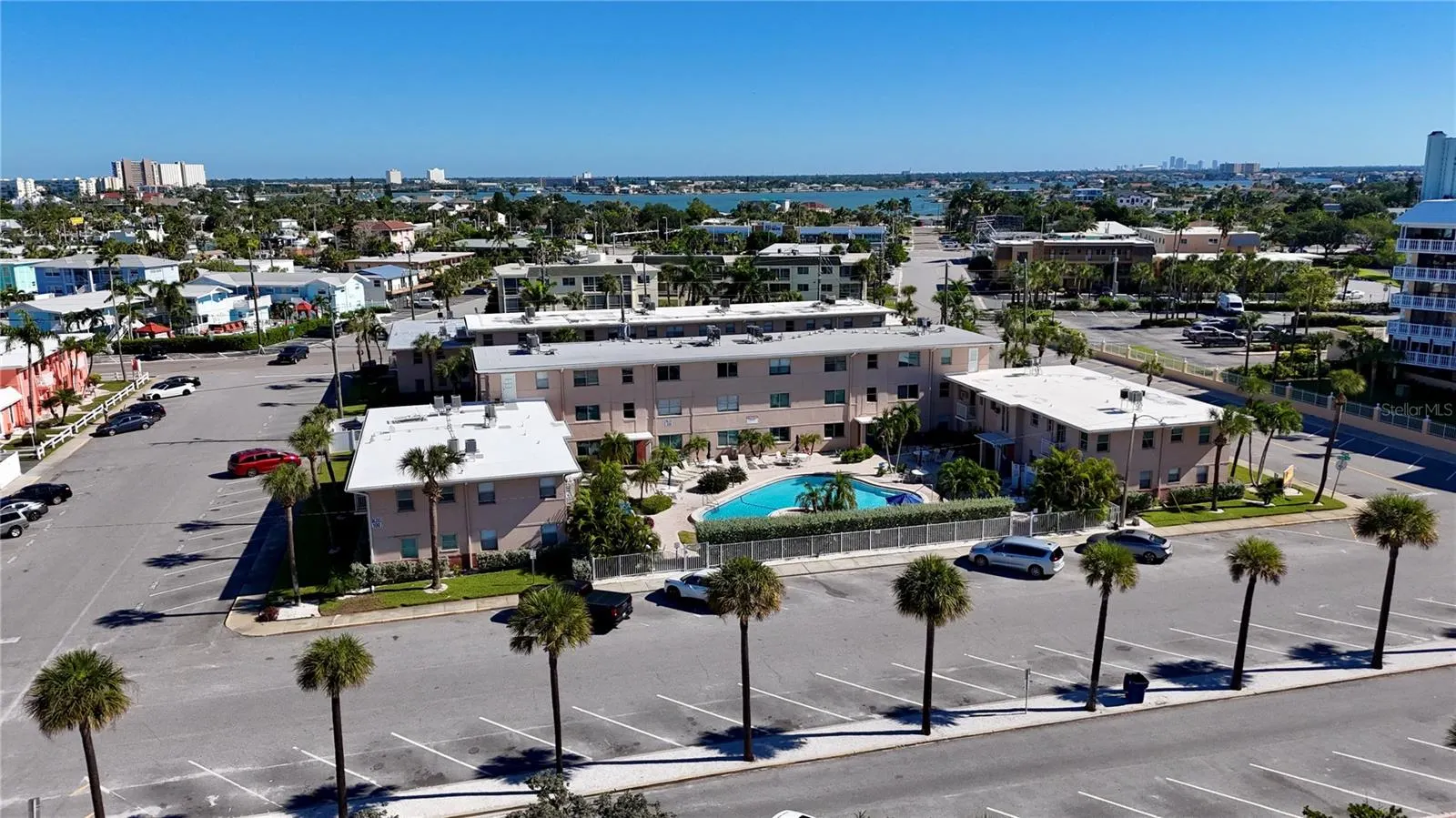 6700 SUNSET WAY #806 #806