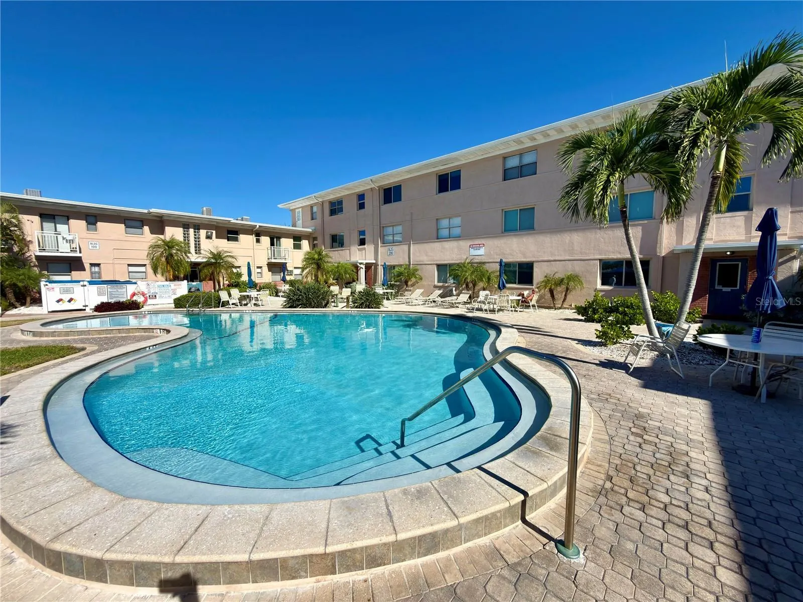 6700 SUNSET WAY #806 #806