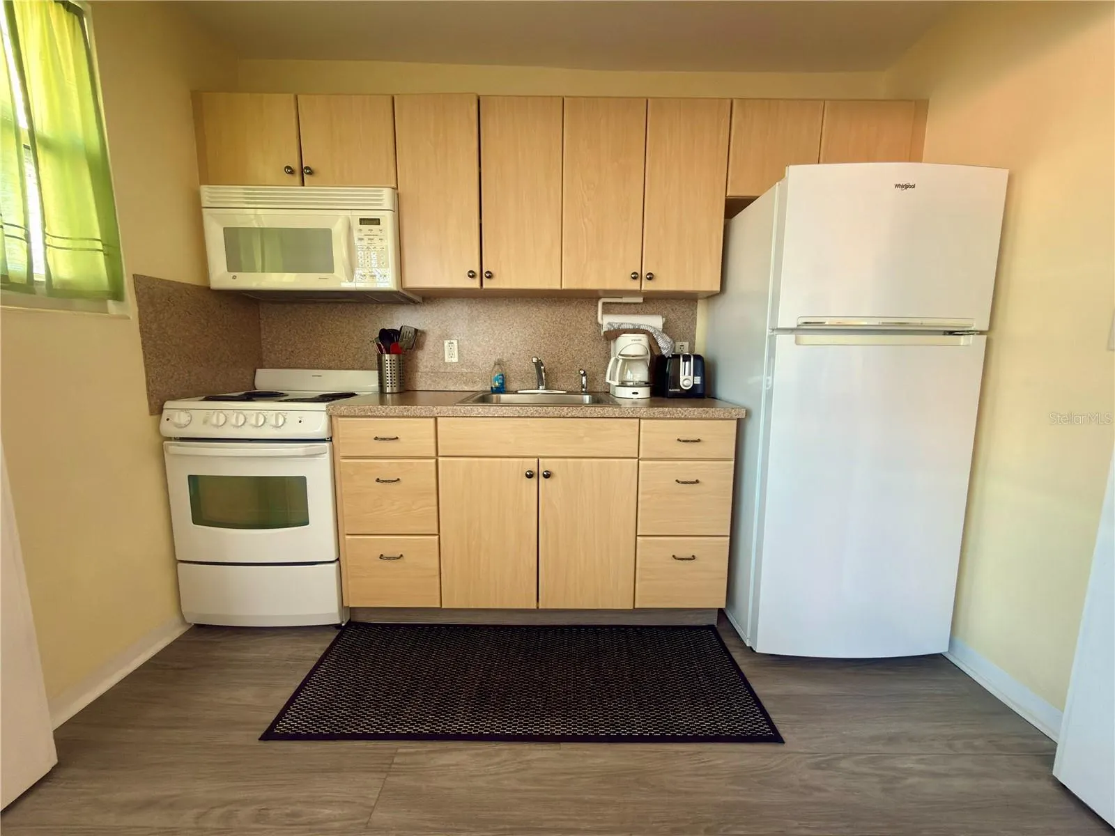 6700 SUNSET WAY #806 #806