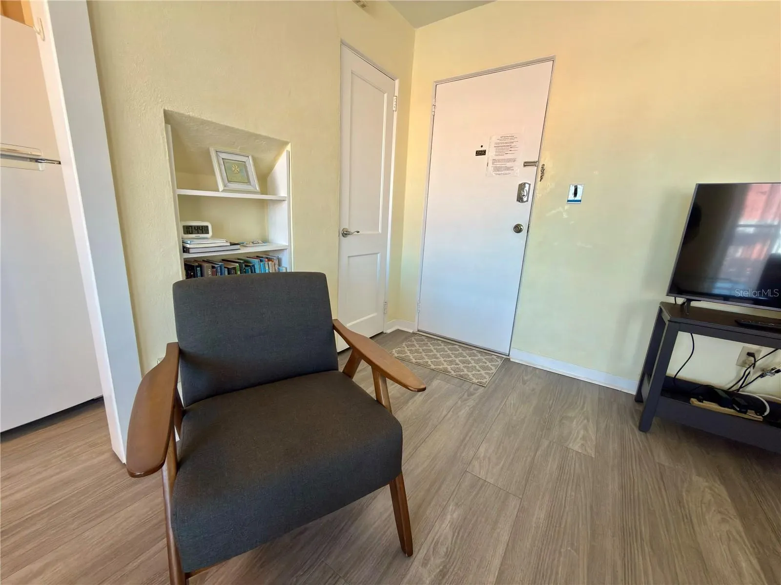 6700 SUNSET WAY #806 #806