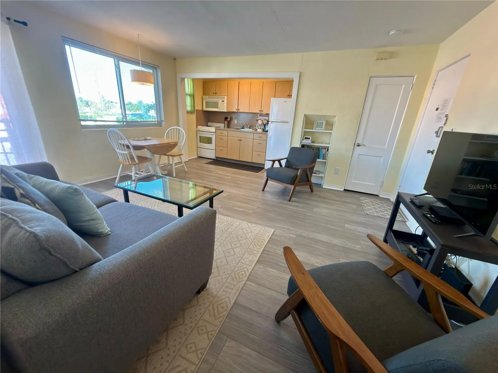 6700 SUNSET WAY #806 #806