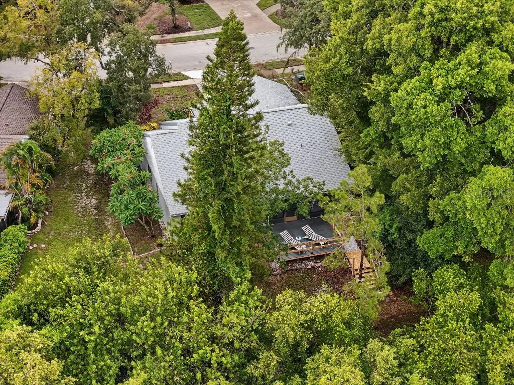 3010 LONGBROOKE WAY