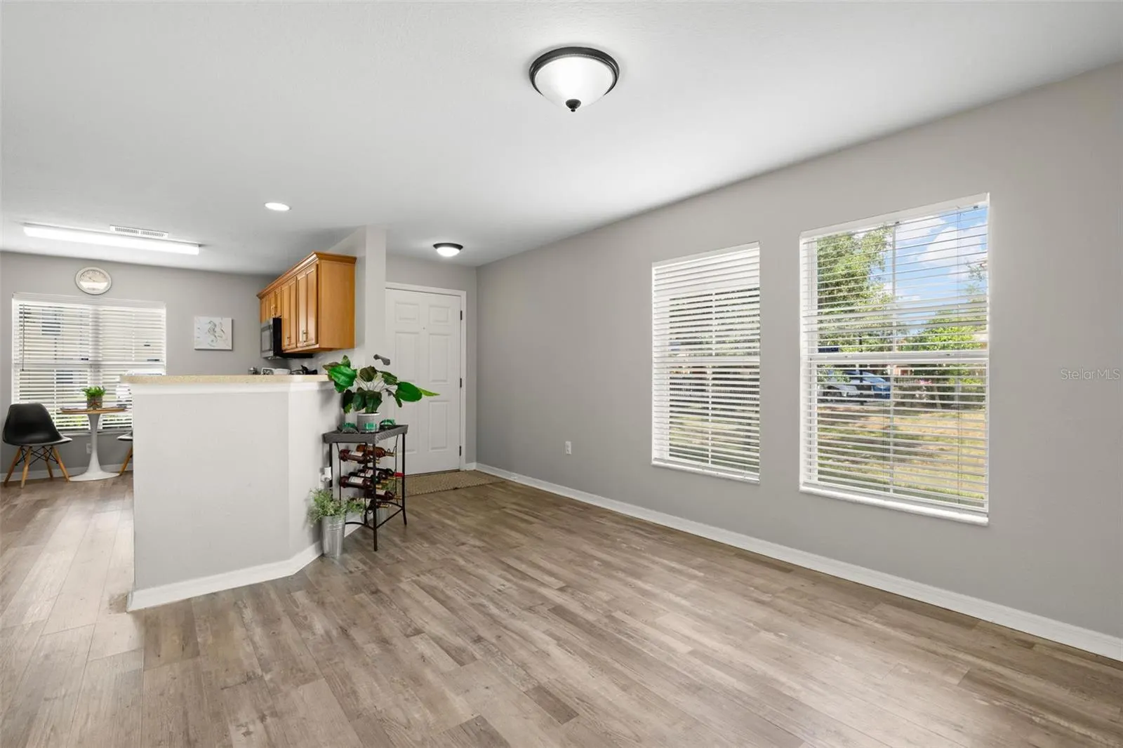 10924 JOHANNA AVE
