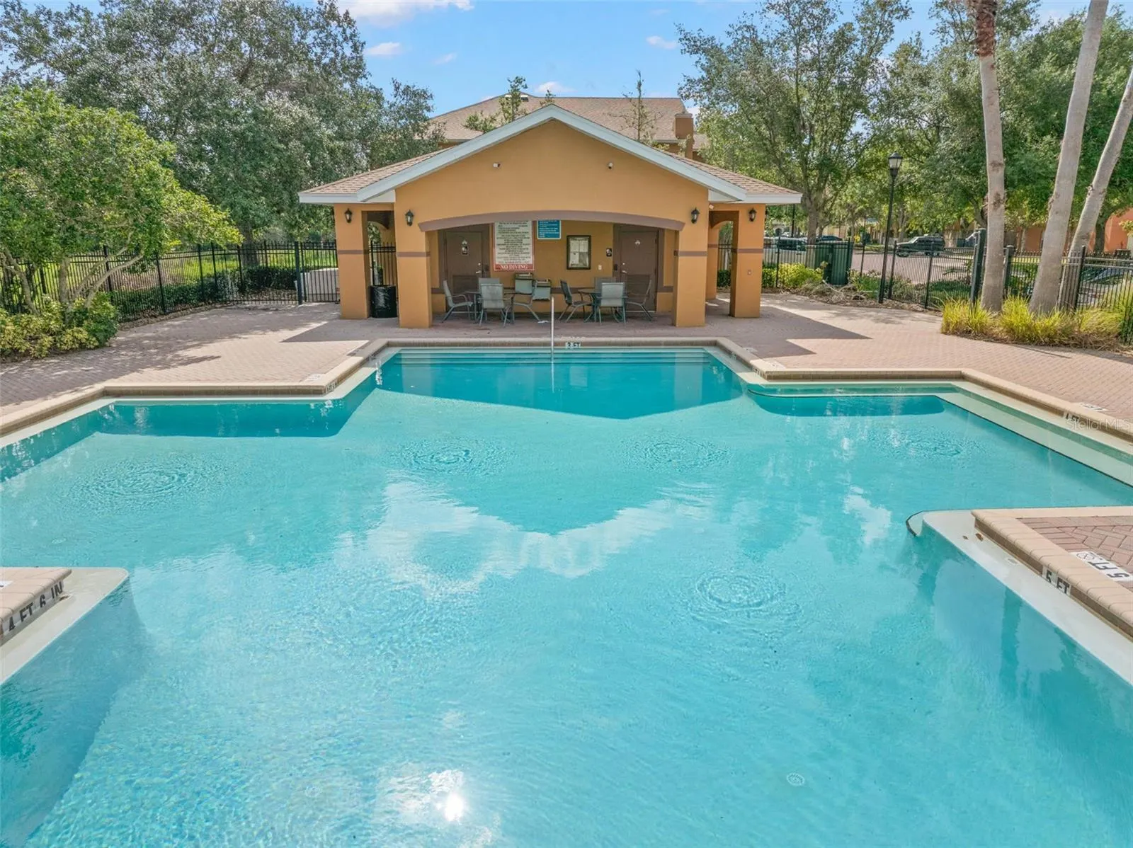 10924 JOHANNA AVE