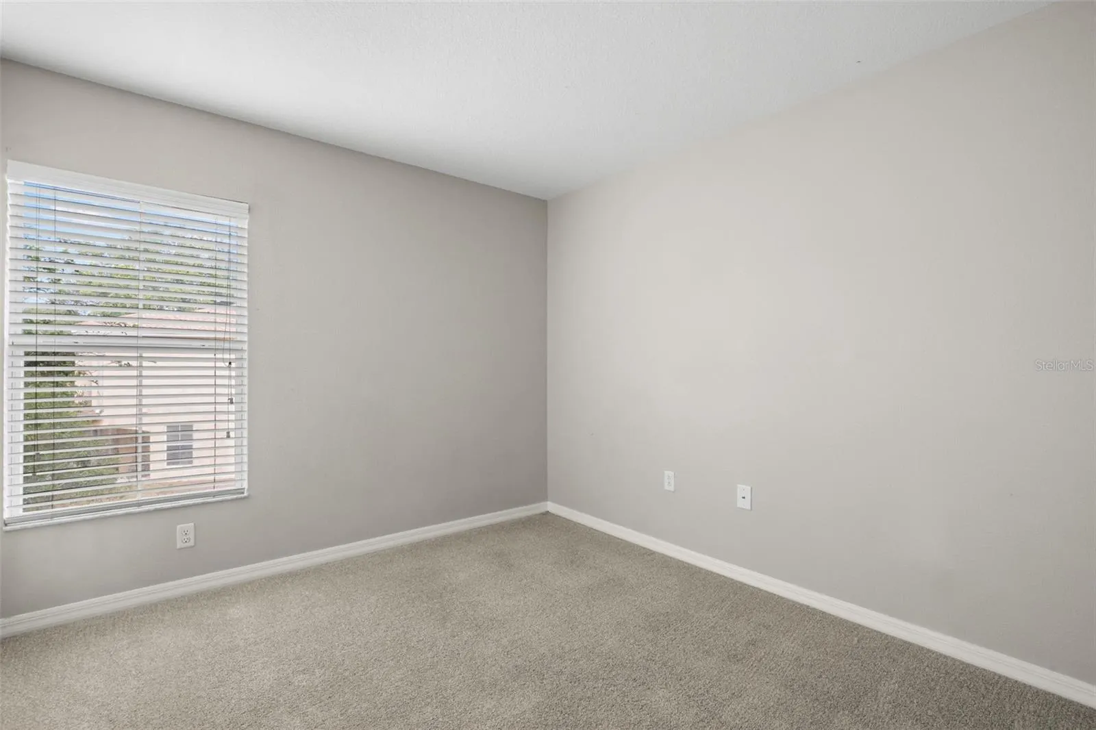 10924 JOHANNA AVE