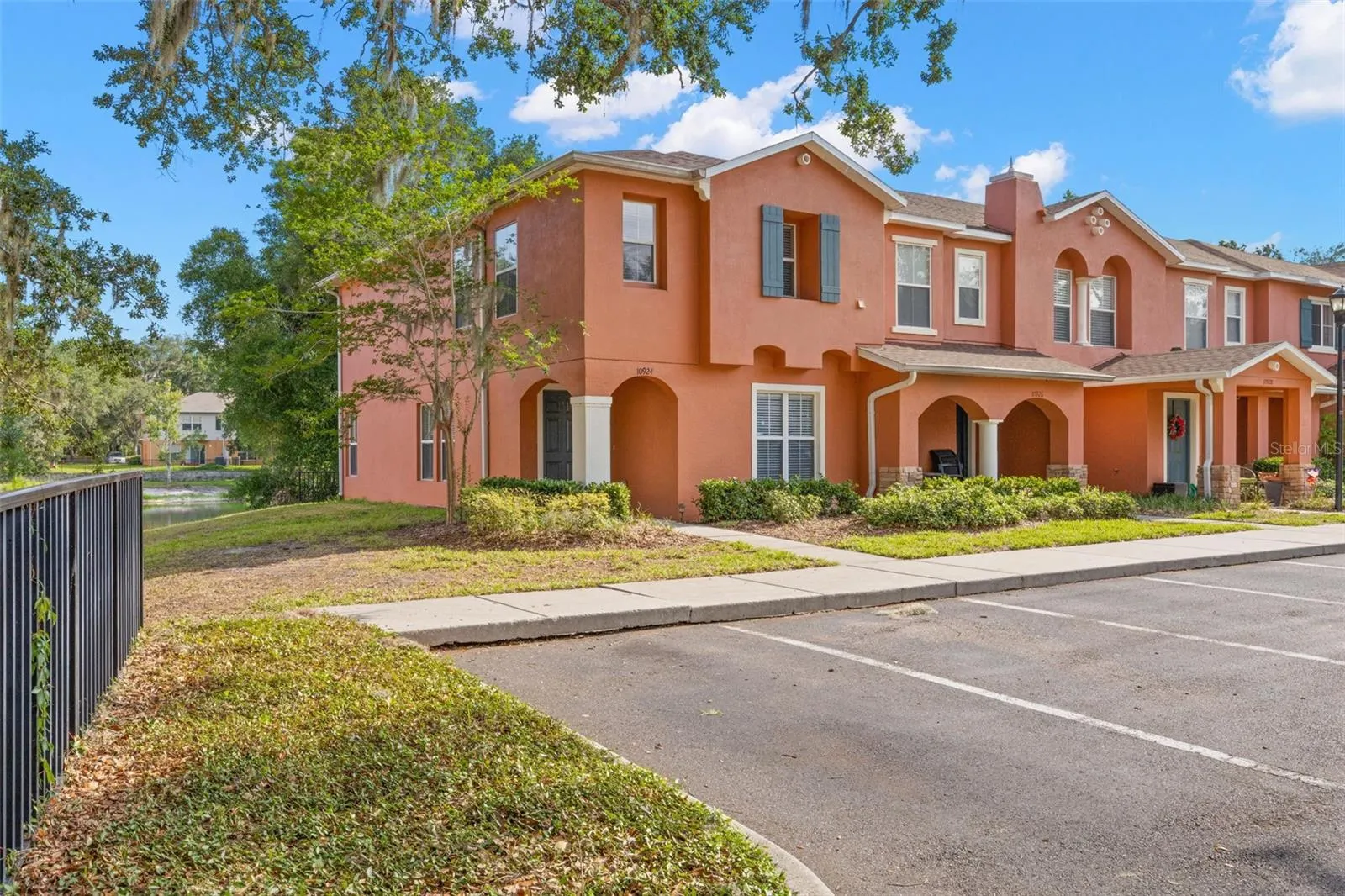 10924 JOHANNA AVE