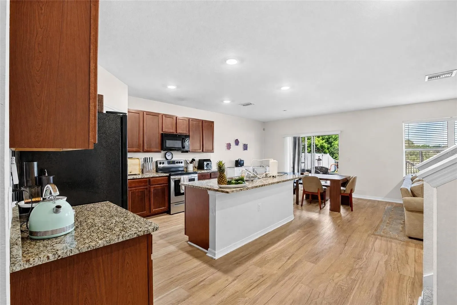 8219 BILSTON VILLAGE LN