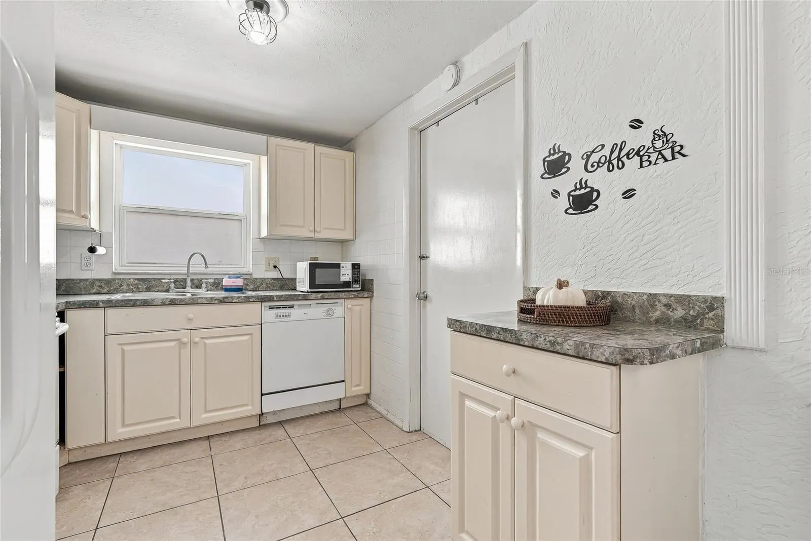 9608 ELGIN CT
