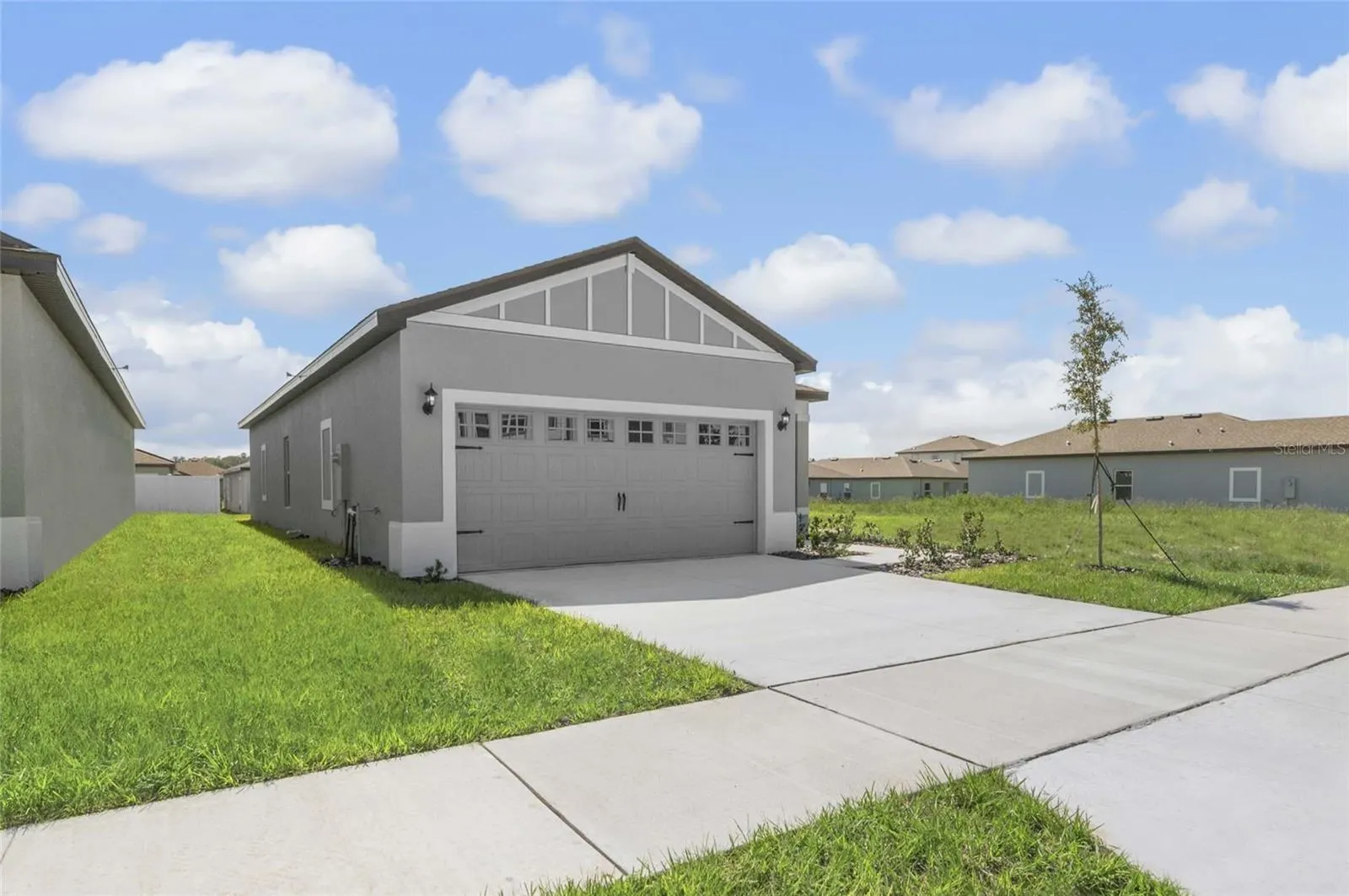 3605 AMANATSU AVE