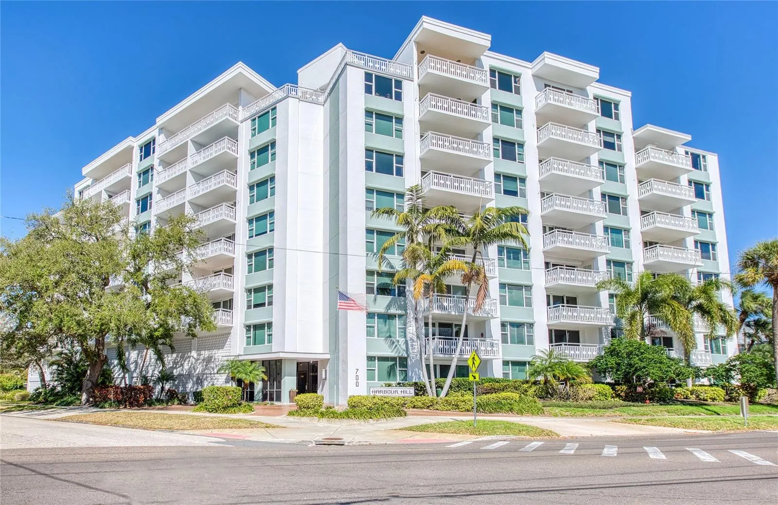 700 BEACH DR NE #701 #701