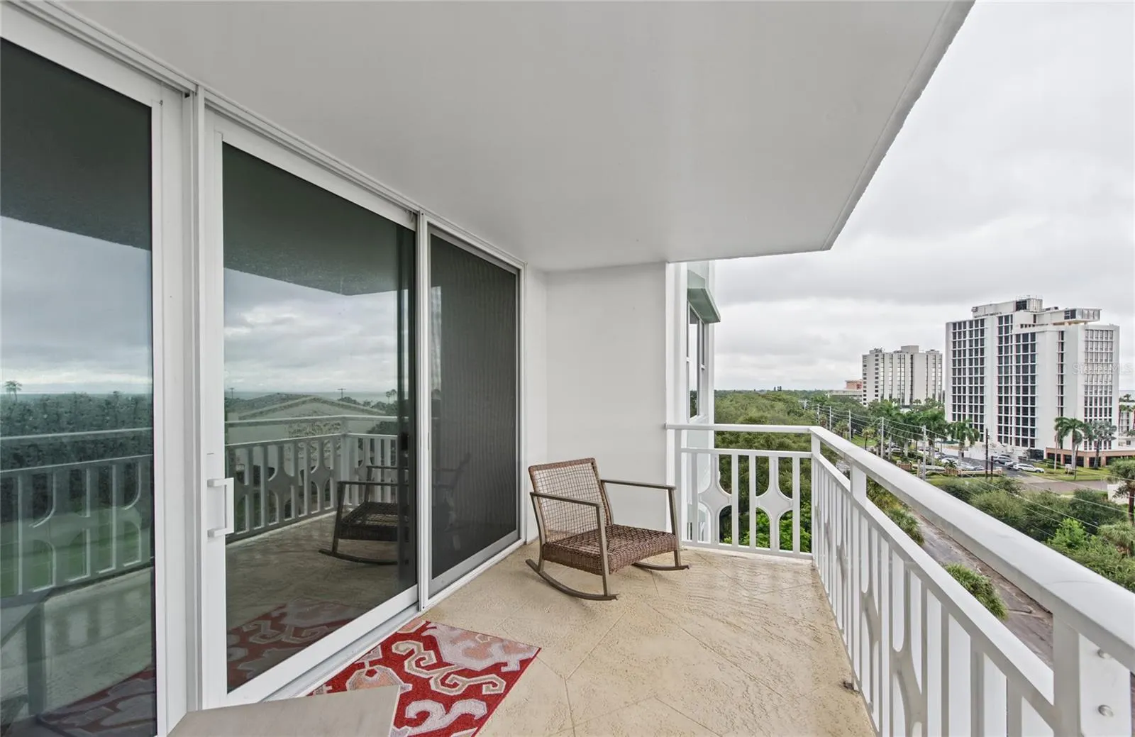 700 BEACH DR NE #701 #701