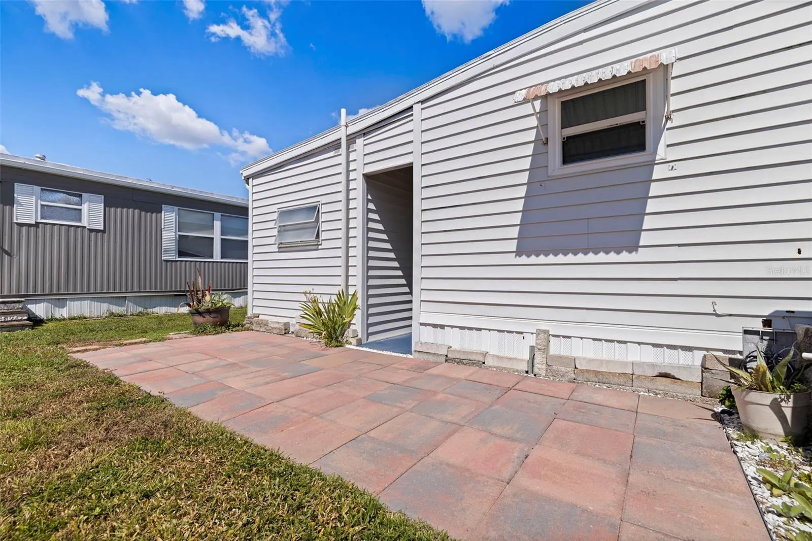 678 MOUNT MADISON AVE NE #661 #661