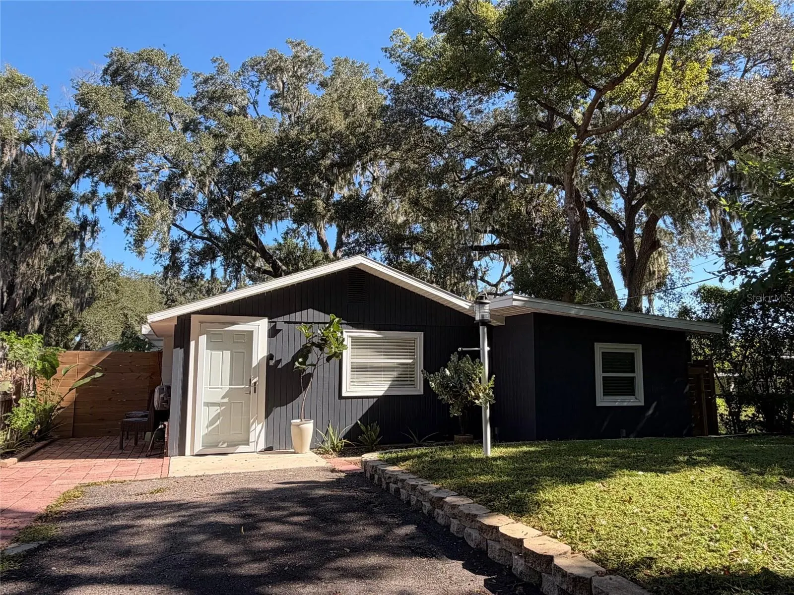 10822 PALMETTO ST