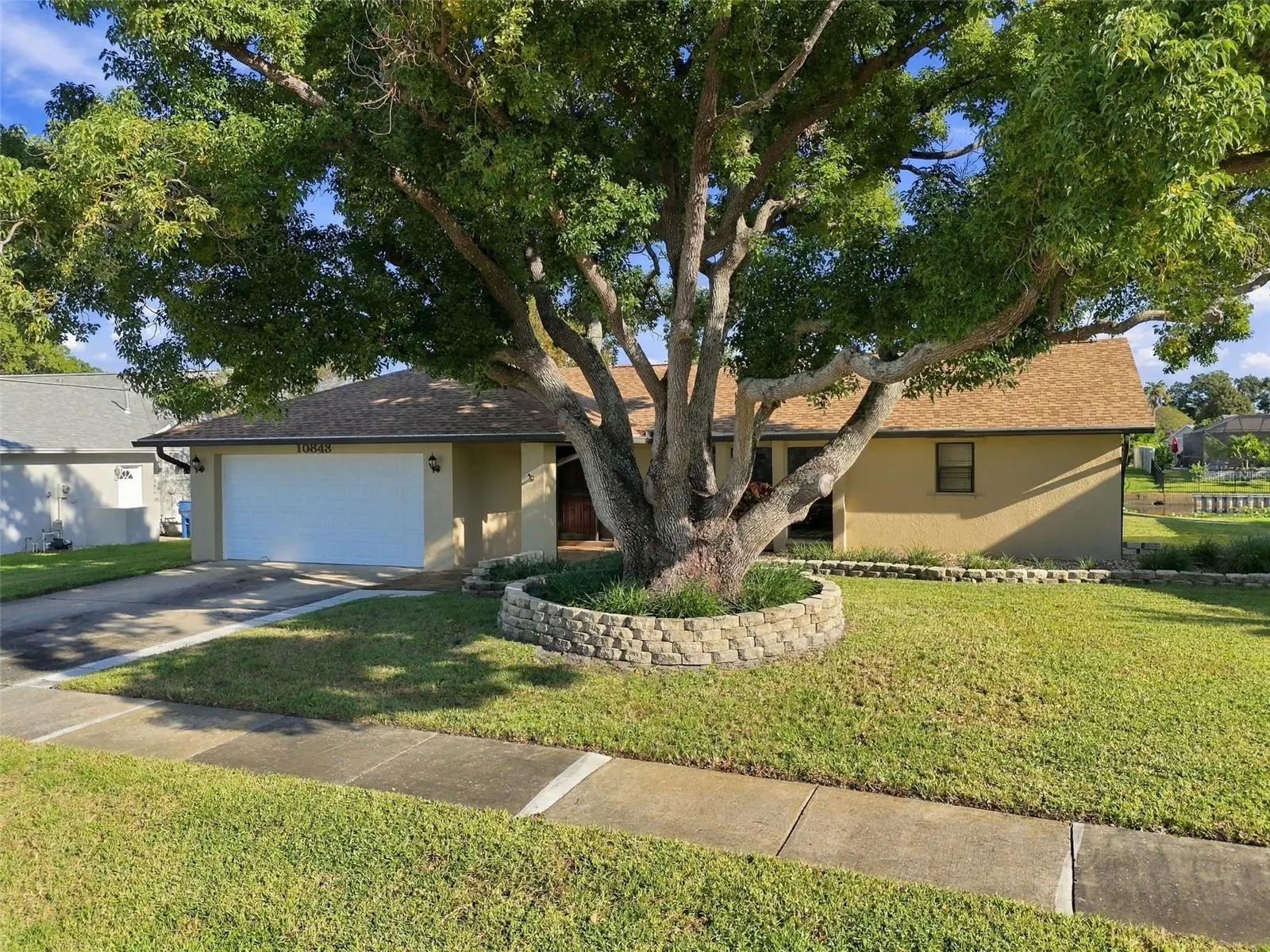 10843 HARBORSIDE DR