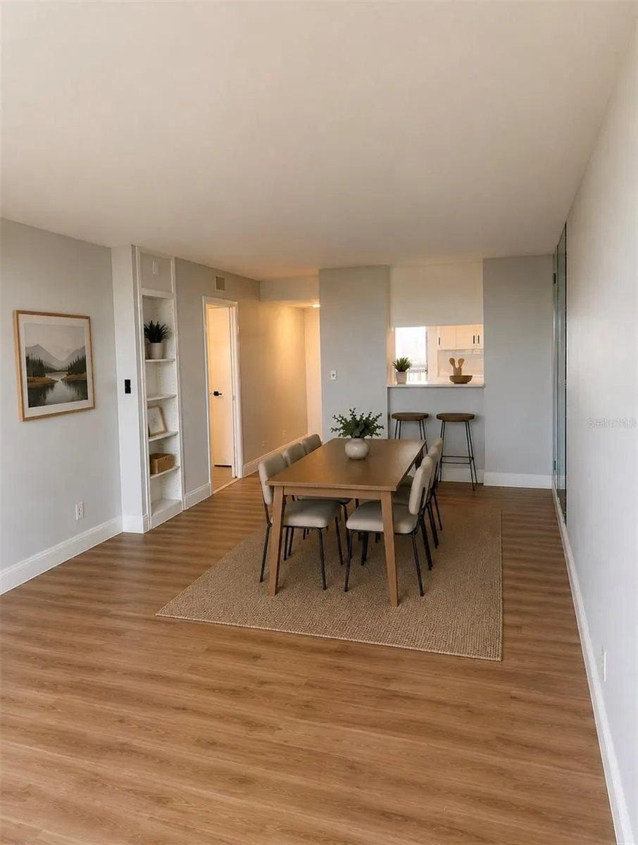 2621 COVE CAY DR #703 #703
