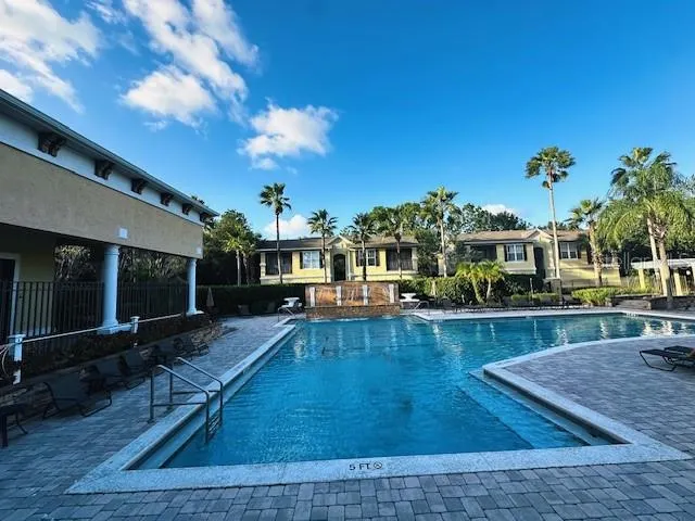 10203 COURTNEY PALMS BLVD #202 #202