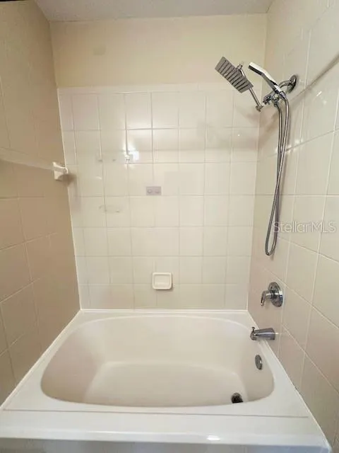 10203 COURTNEY PALMS BLVD #202 #202
