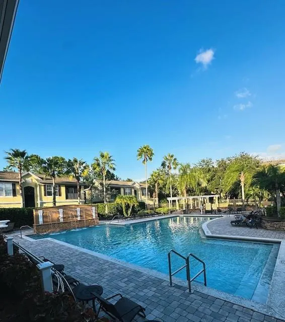 10203 COURTNEY PALMS BLVD #202 #202