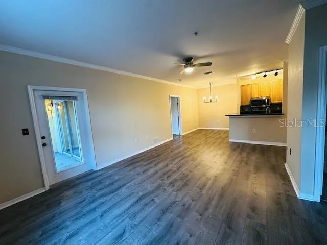 10203 COURTNEY PALMS BLVD #202 #202