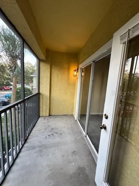 10203 COURTNEY PALMS BLVD #202 #202
