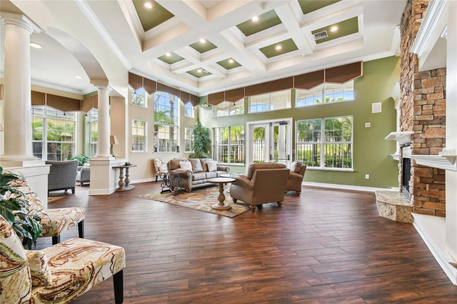 10203 COURTNEY PALMS BLVD #202 #202