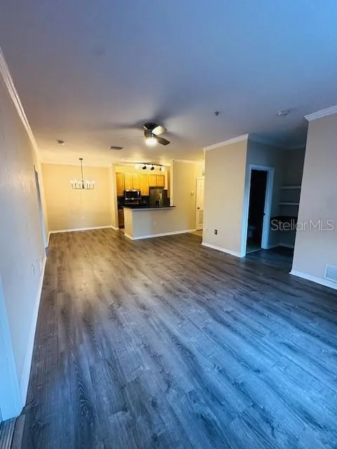 10203 COURTNEY PALMS BLVD #202 #202