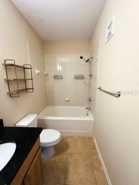 10203 COURTNEY PALMS BLVD #202 #202