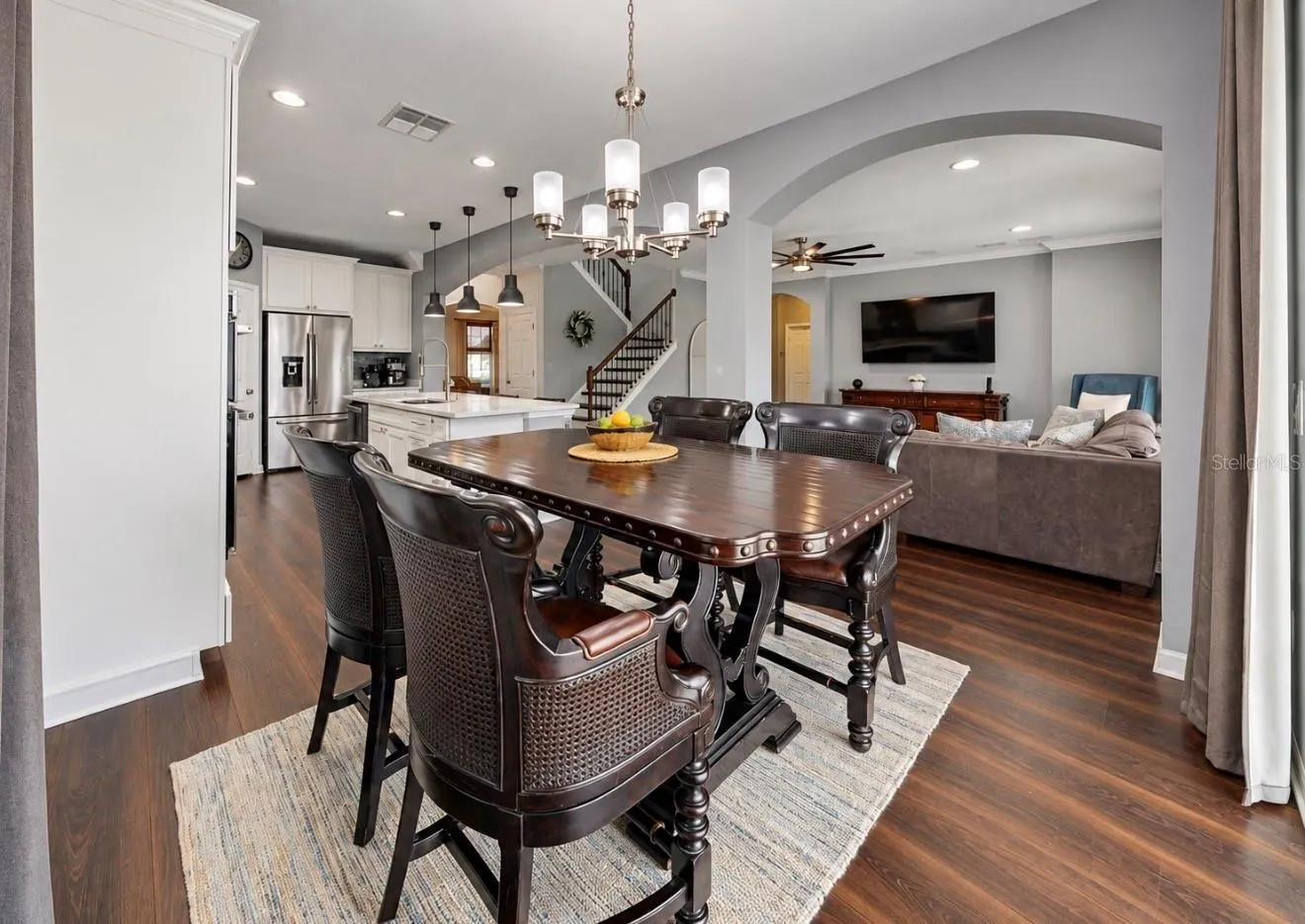 10411 CARDERA DR