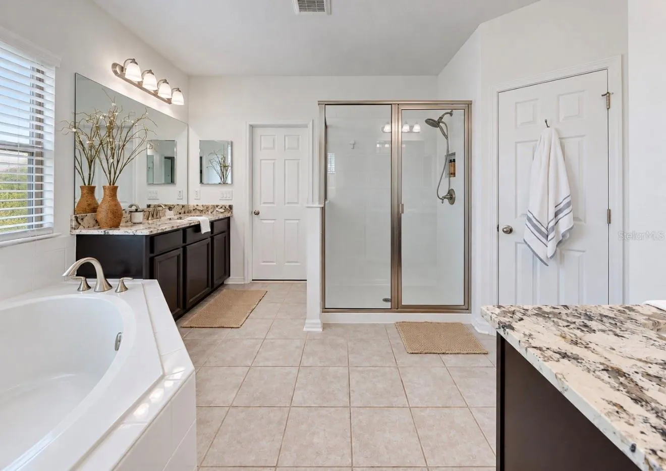 10411 CARDERA DR