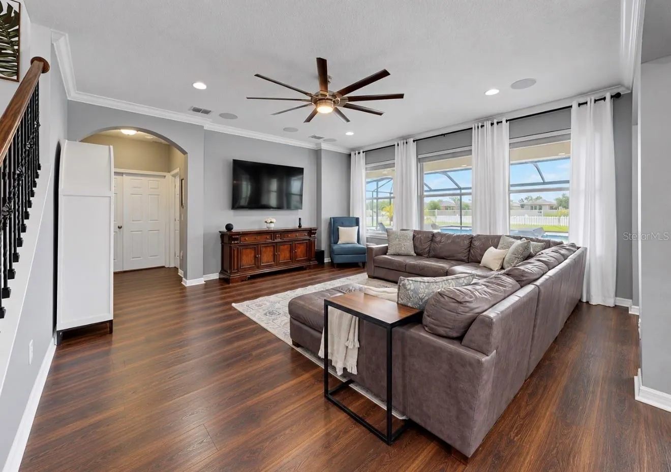 10411 CARDERA DR