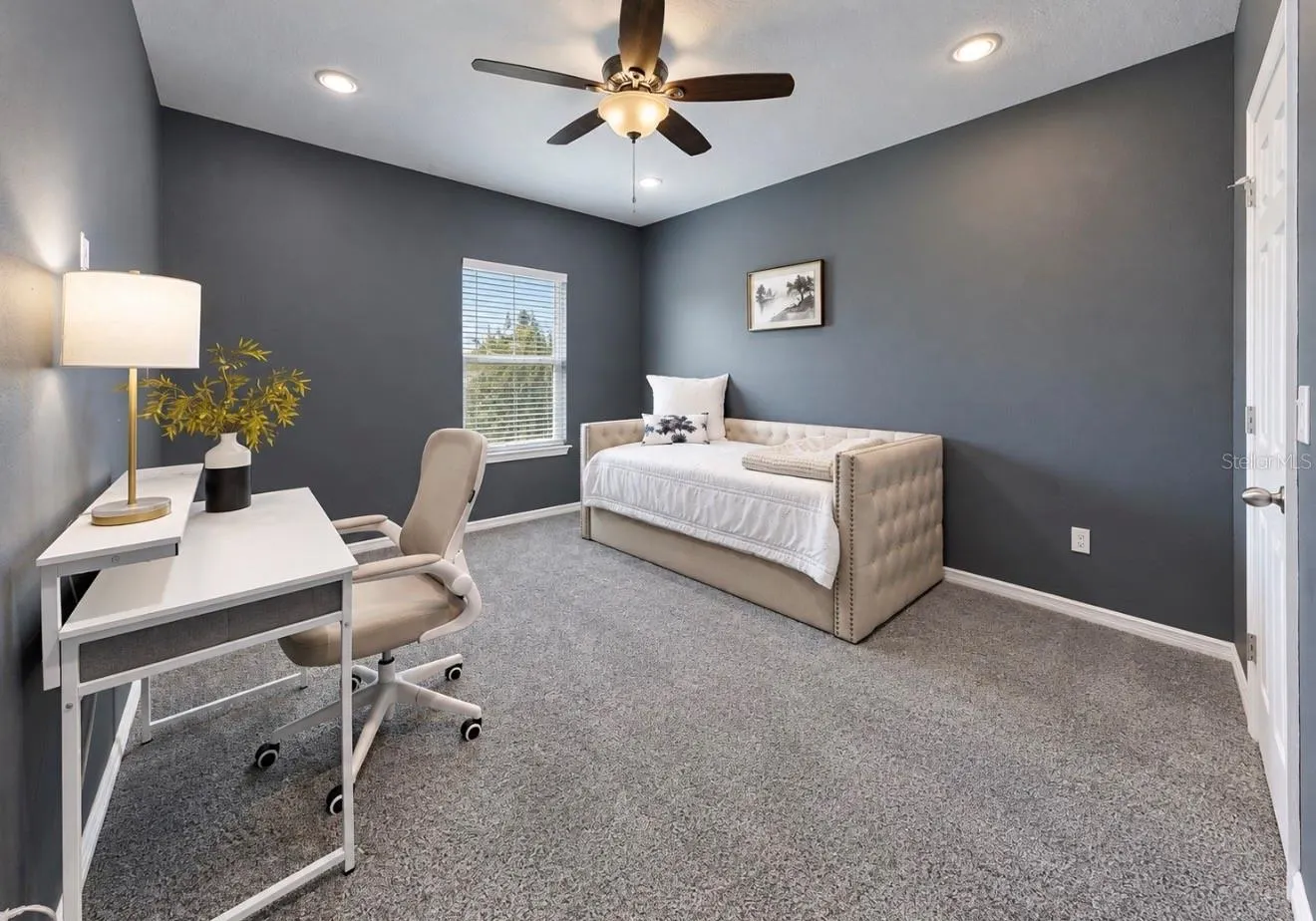 10411 CARDERA DR