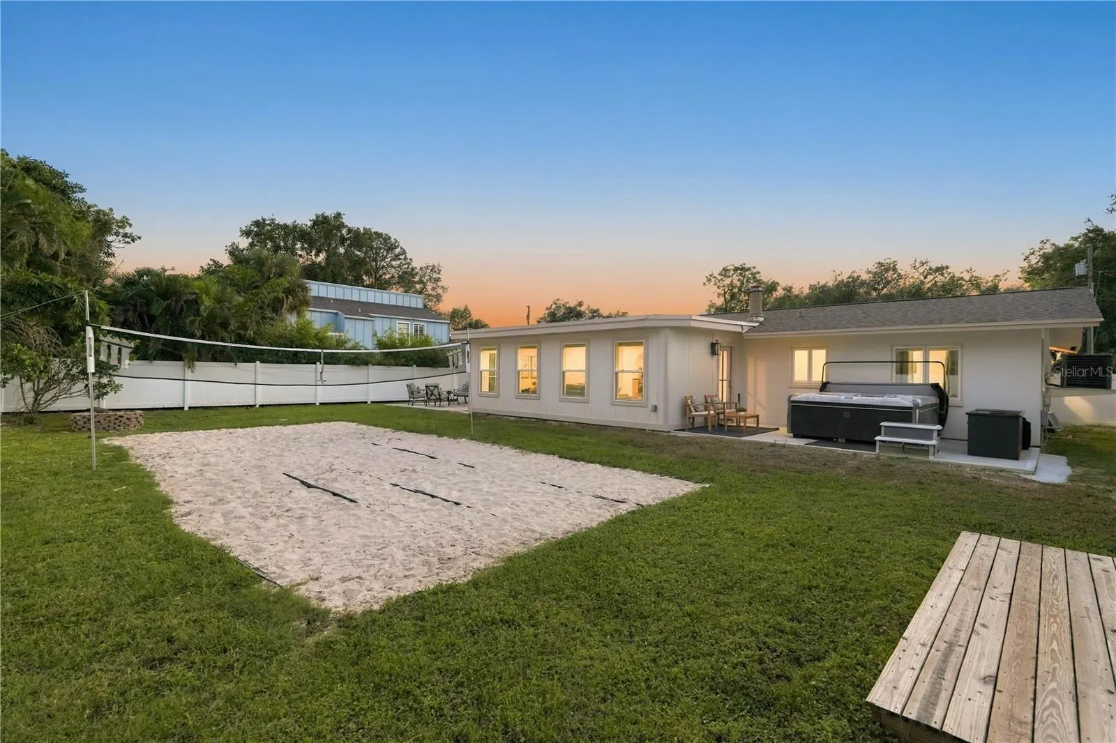107 PETERSON LN