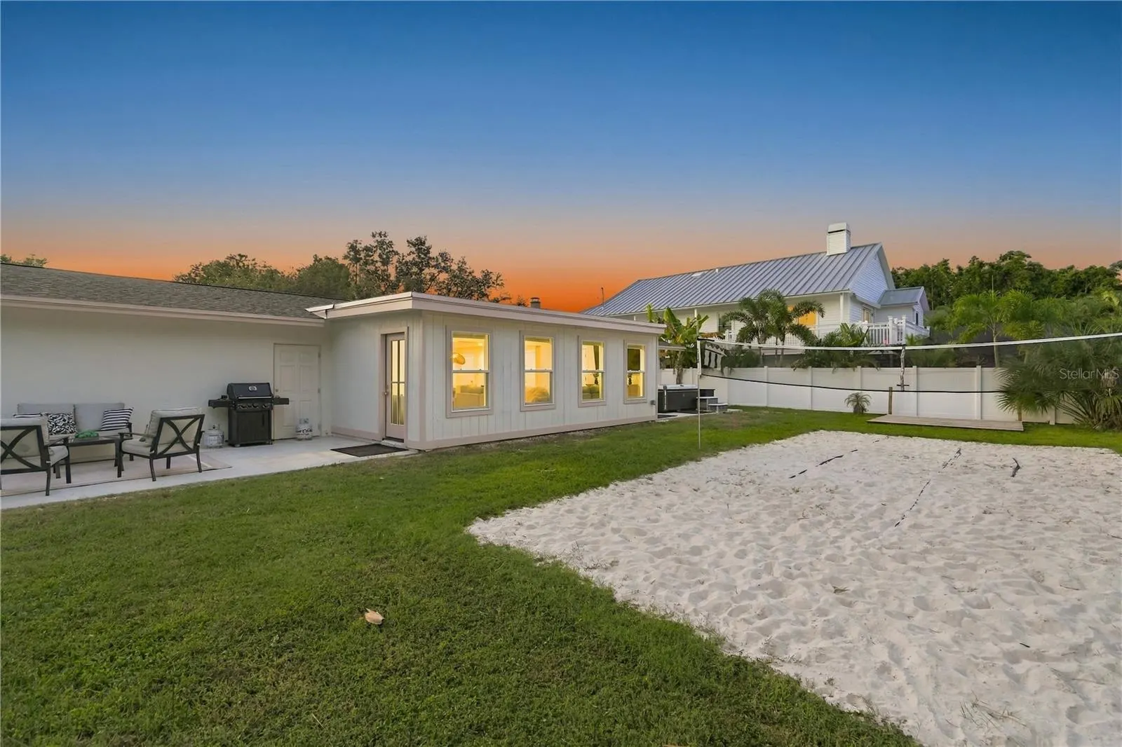 107 PETERSON LN